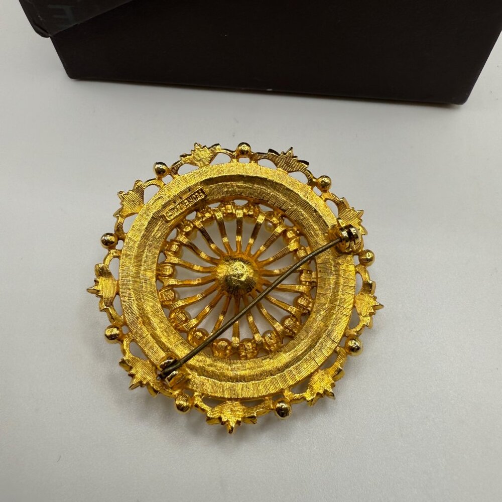 Vintage Florenza Gold Pin with Pearls - Picture 5 of 6